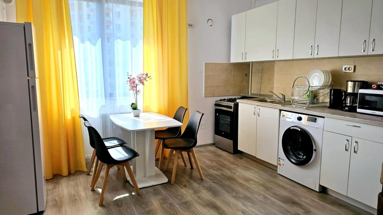 Evelyn Modern Apartment Near Palas Ιάσιο Εξωτερικό φωτογραφία